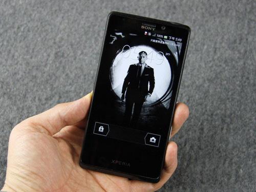 索尼三星哭瞎 007拒绝在新片中用Android手机