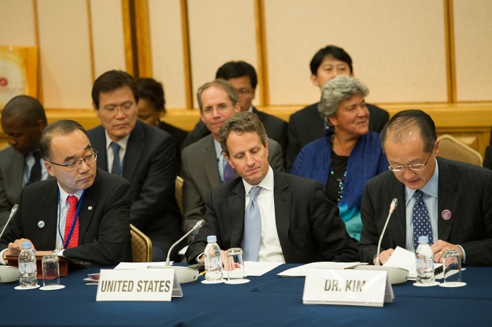 Secretary_Geithner_at_the_Global_Agriculture_and_Food_Security_Program_Meeting_(8079679295).jpg
