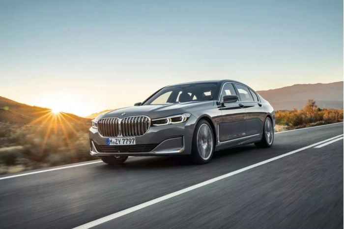 Screenshot_2020-03-19 2020-bmw-7-series-promo jpg（WEBP 图像，1092x728 像素） - 缩放 (87%).jpg