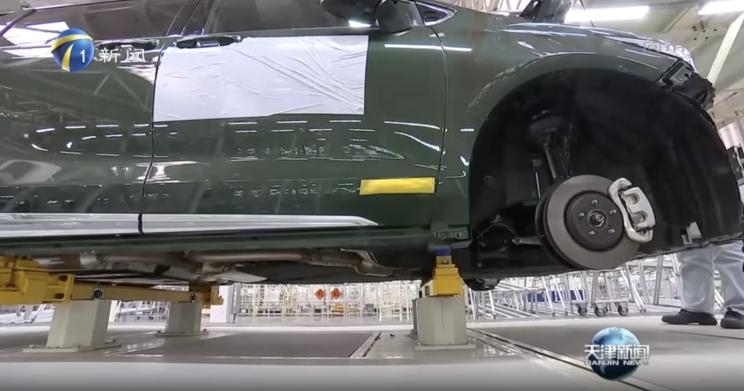 丰田赛那“姊妹车型”挂皇冠标、配四驱 或9月上市