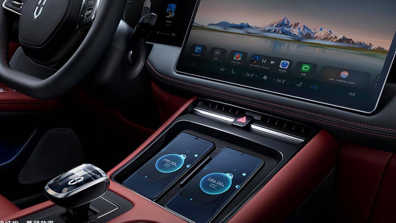 华为正式发布 AITO 问界 M5 EV：续航可达620KM，售价28.86万起