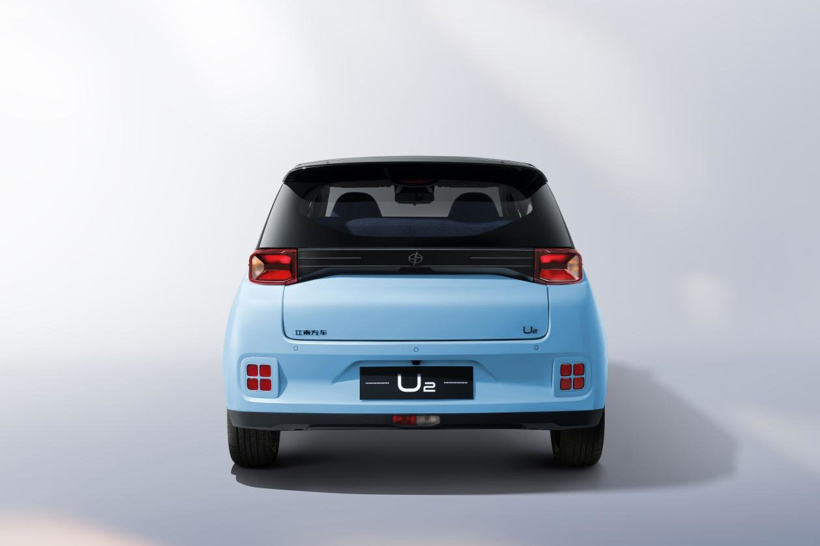 江南U2官图发布，定位微型纯电轿车，采用都市复古美学设计