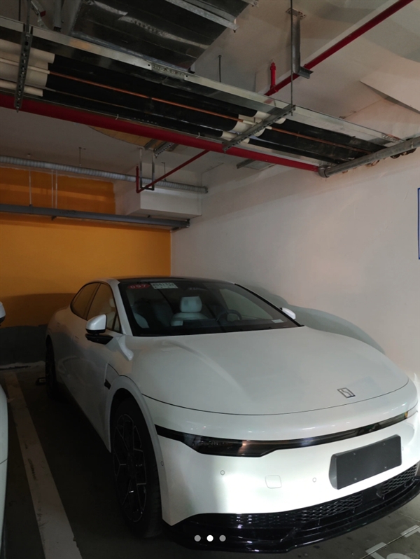 f102ff69d94be6ce006cf7a86402f332.jpg