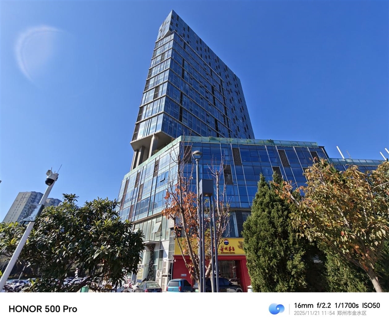 把8000mAh塞进直屏！荣耀500 Pro评测：开卷“全面旗舰”