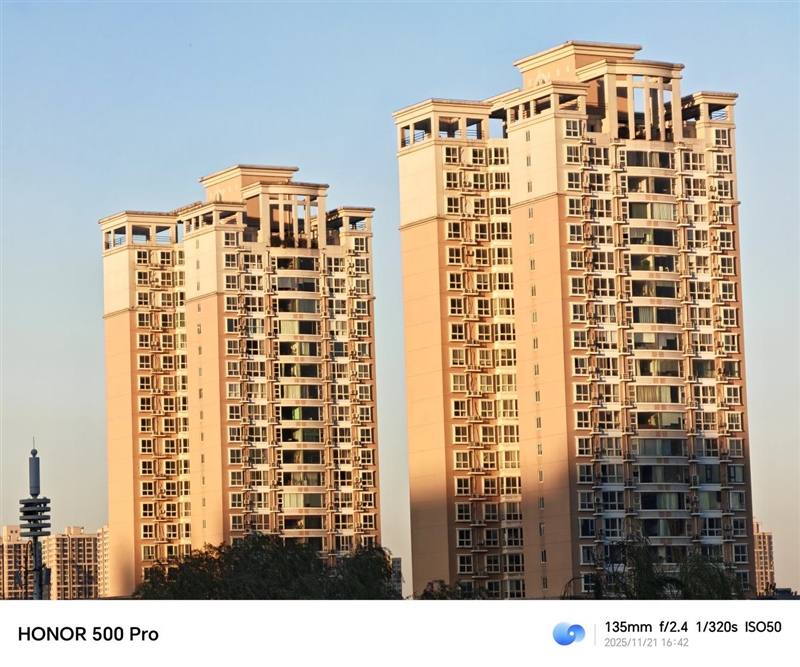 把8000mAh塞进直屏！荣耀500 Pro评测：开卷“全面旗舰”