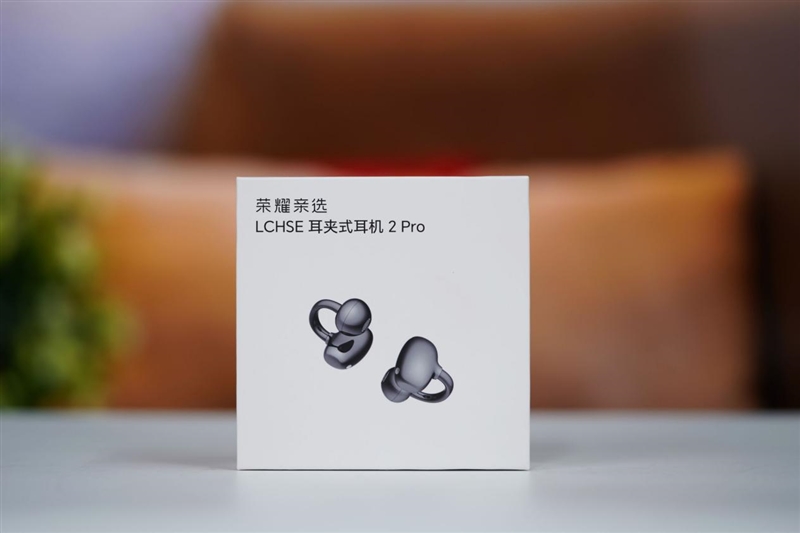 把8000mAh塞进直屏！荣耀500 Pro评测：开卷“全面旗舰”