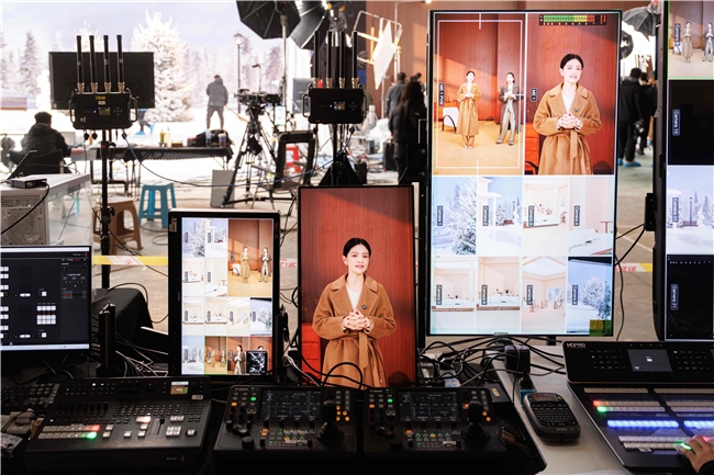 佳能携手胡可直播间 以“明星感”视听语言探索高端直播新标准