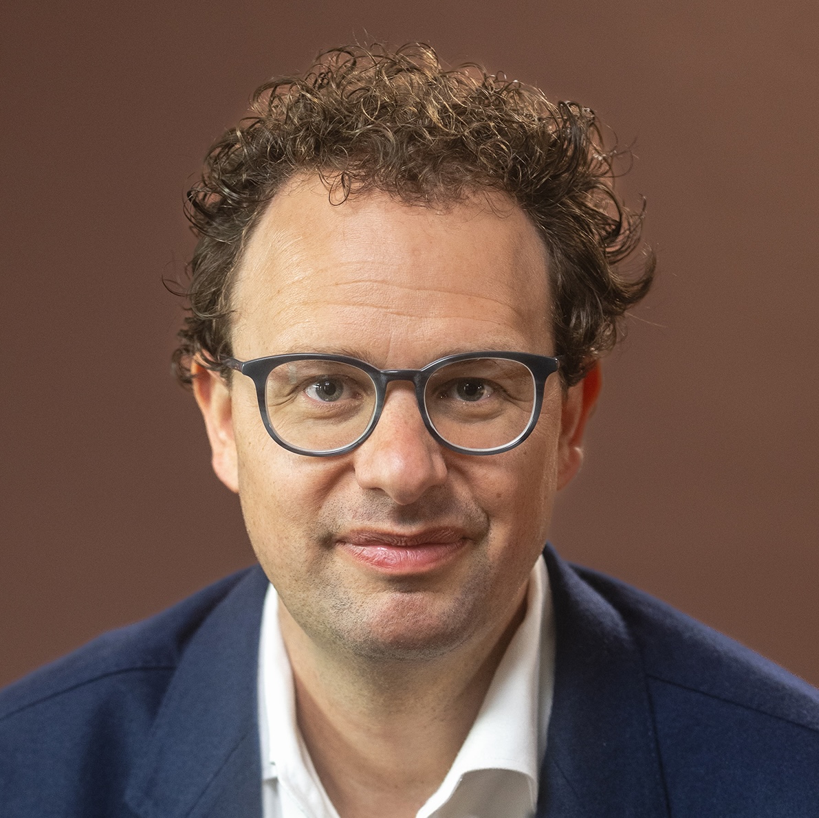 Anthropic CEO 暗讽谷歌、OpenAI:我们专心搞企业 AI,活得挺滋润