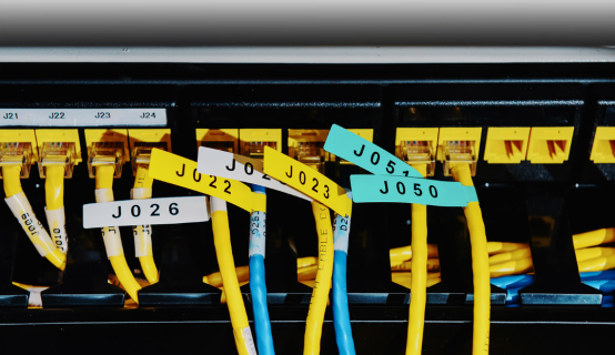 图形用户界面
AI 生成的内容可能不正确。